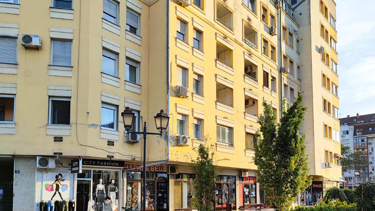 Filinhome Bulevar Suite 2 Novi Sad Exterior foto